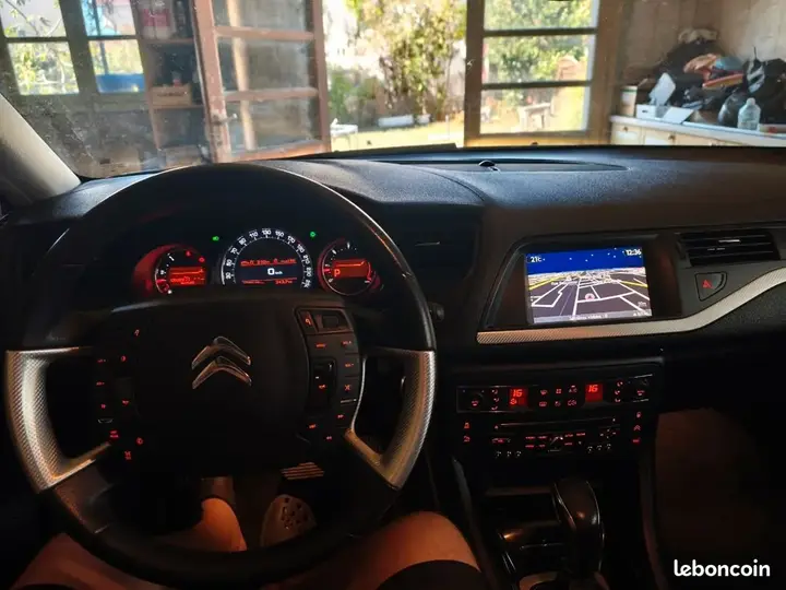 Citroen C5 2014 photo 2