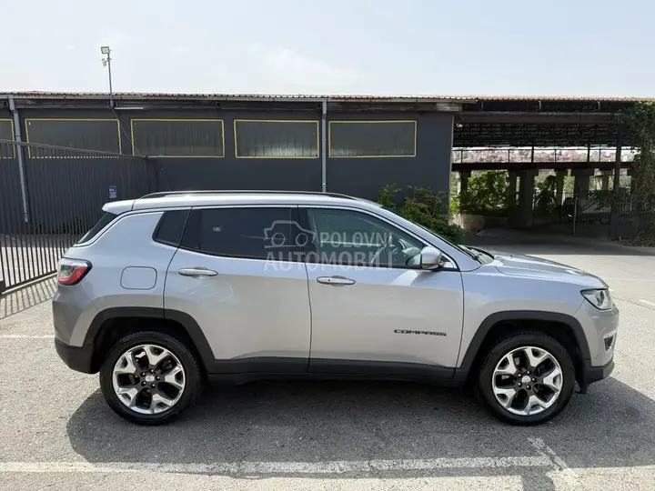 Jeep Compass 2018 photo 4
