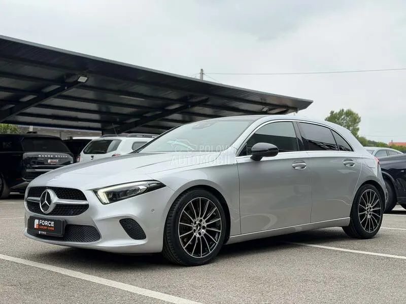 Mercedes-Benz A180 2018 photo 3