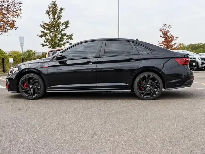 Volkswagen Jetta 2023 photo 5