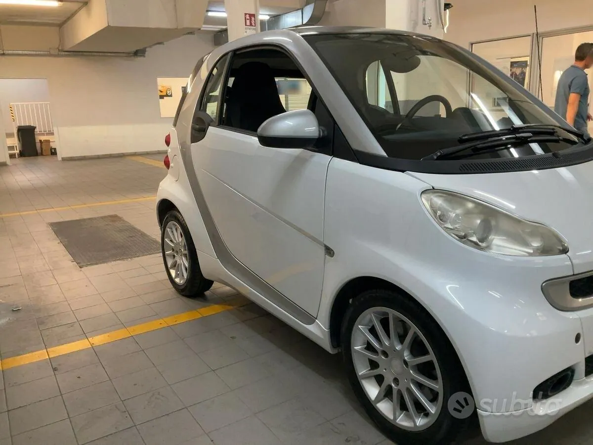 Smart Fortwo 2010 photo 5