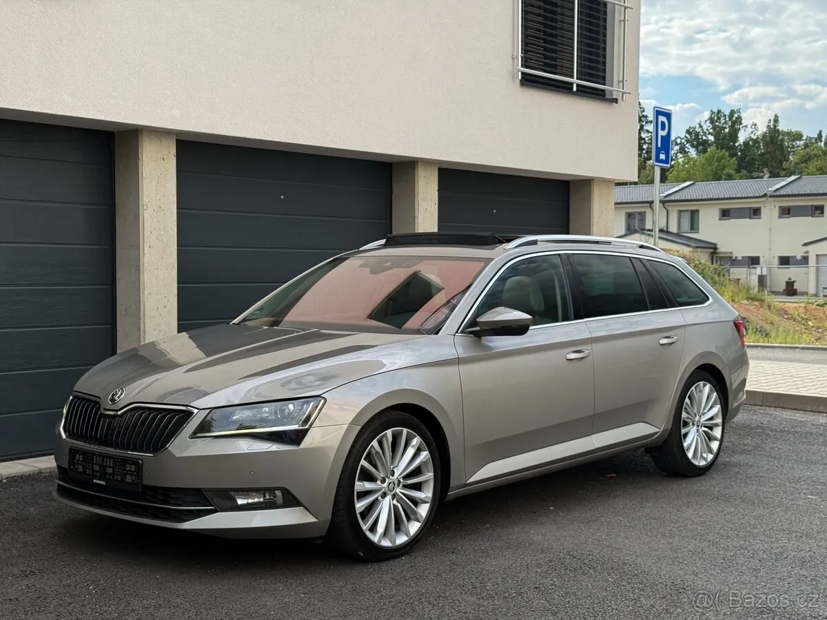 Skoda Superb 2016 photo 4