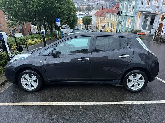 Nissan Leaf 2017 photo 4