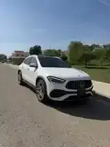 Mercedes-Benz Cla 2022 photo 2