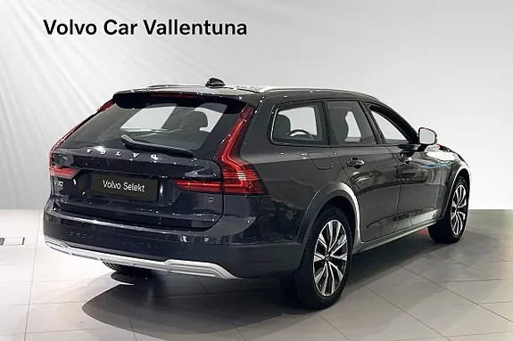 Volvo V90 Cross Country 2021 photo 5
