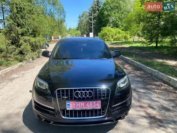 Audi Q7 2012 photo 4
