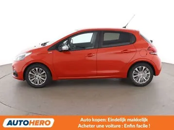 Peugeot 208 2018 photo 3