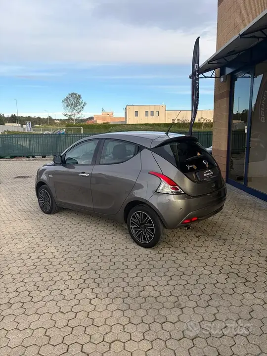 Lancia Ypsilon 2019 photo 3