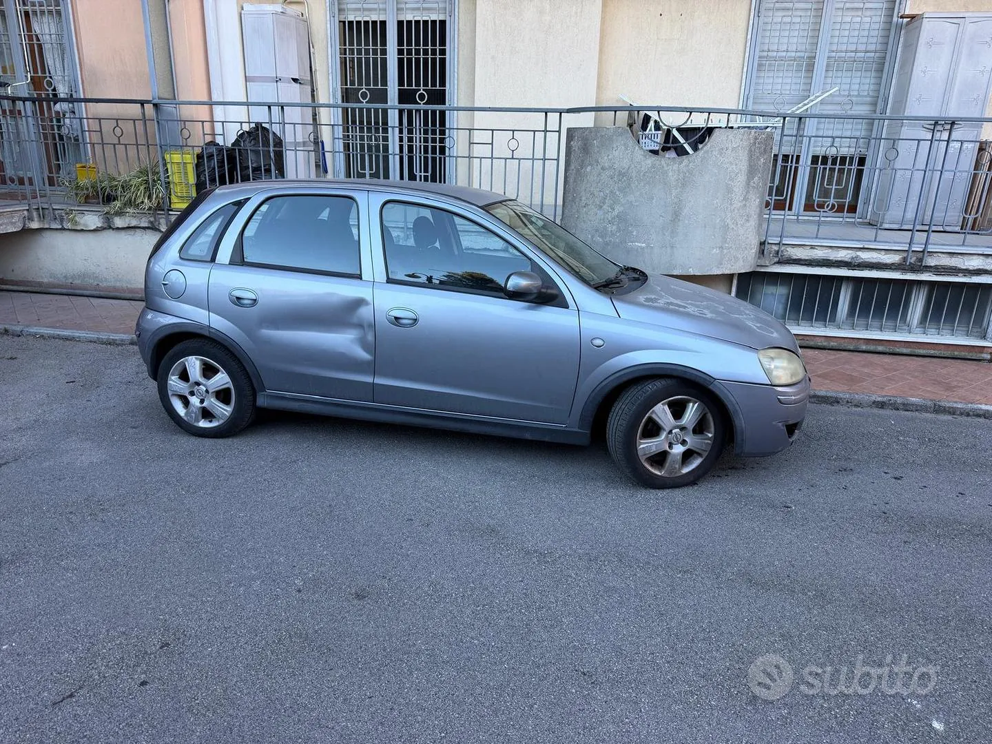 Opel Corsa 2004 photo 2