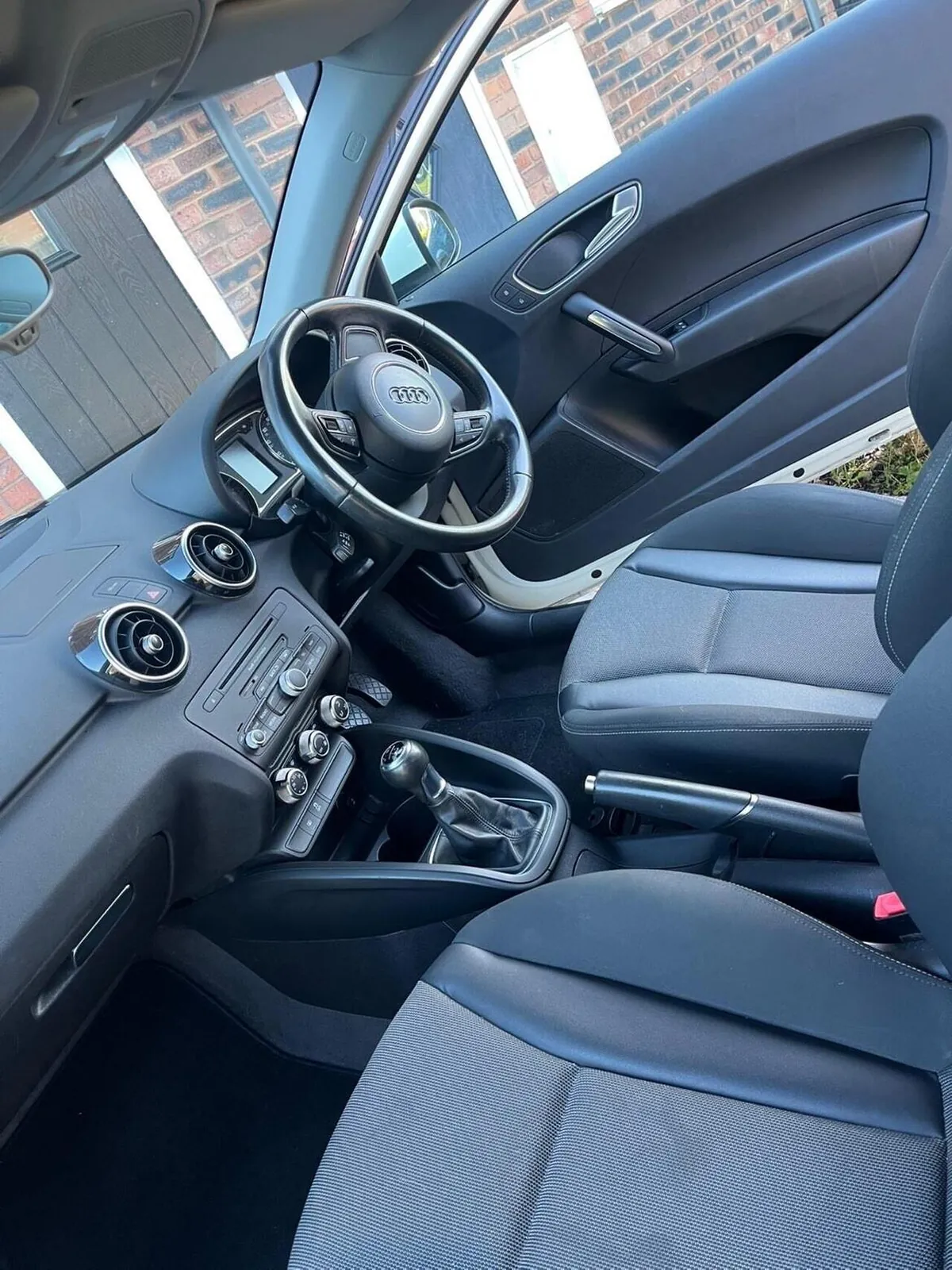 Audi A1 2011 photo 5