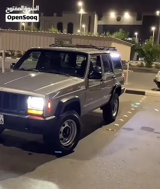 Jeep Cherokee 2001 photo 2