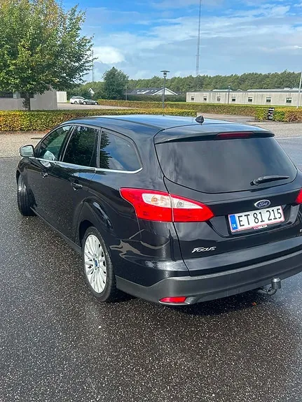 Ford Focus 2012 photo 3