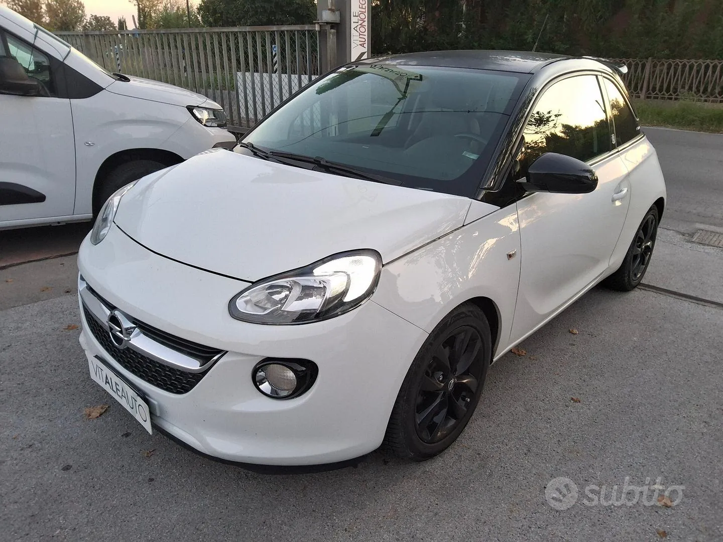Opel Adam 2014 photo 2