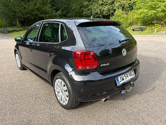Volkswagen Polo 2013 photo 2