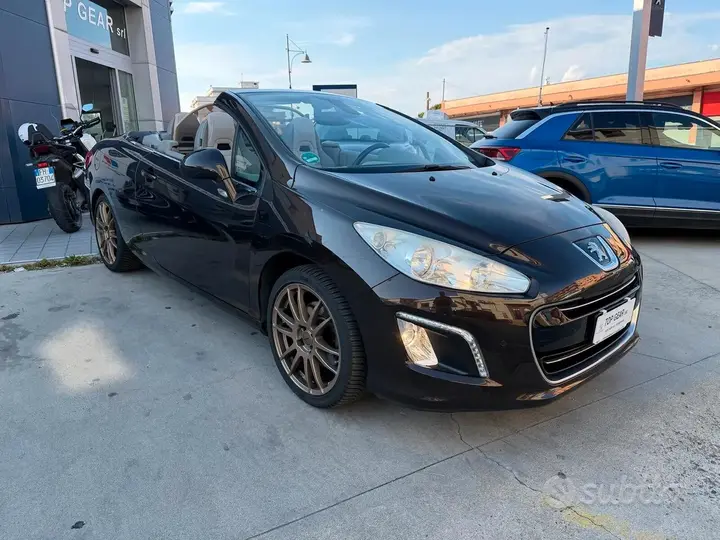 Peugeot 308 2011 photo 3
