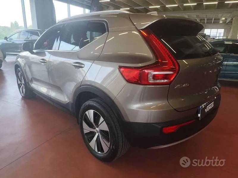 Volvo Xc40 2021 photo 4