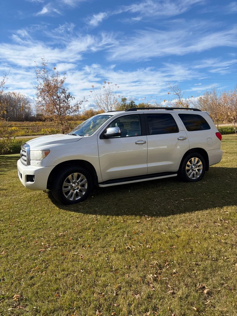 Toyota Sequoia 2012 photo 5