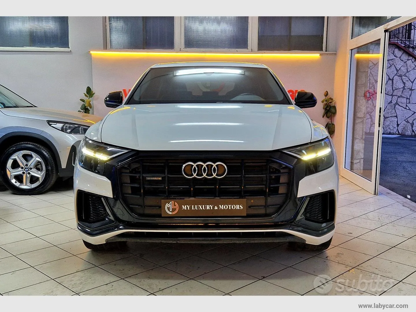 Audi Q8 2022 photo 2