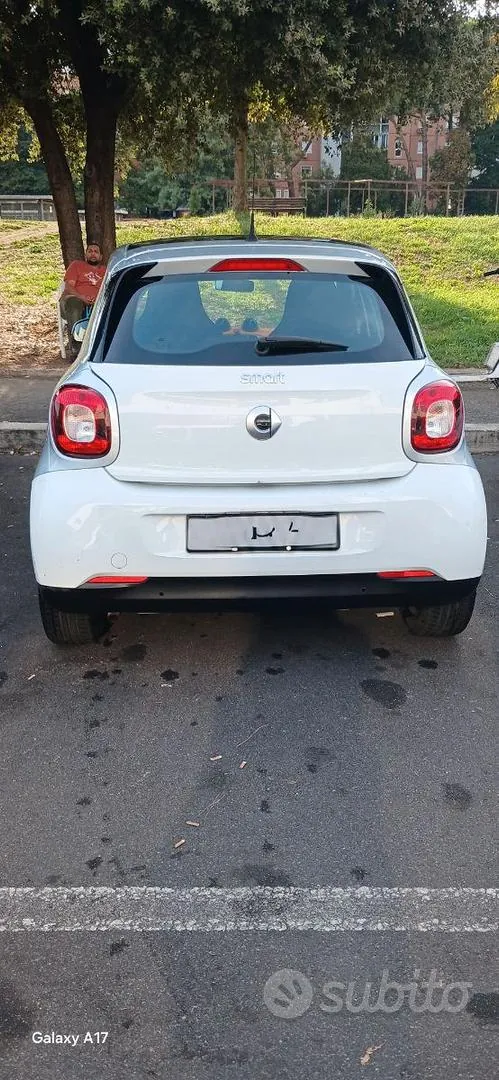 Smart Forfour 2015 photo 2