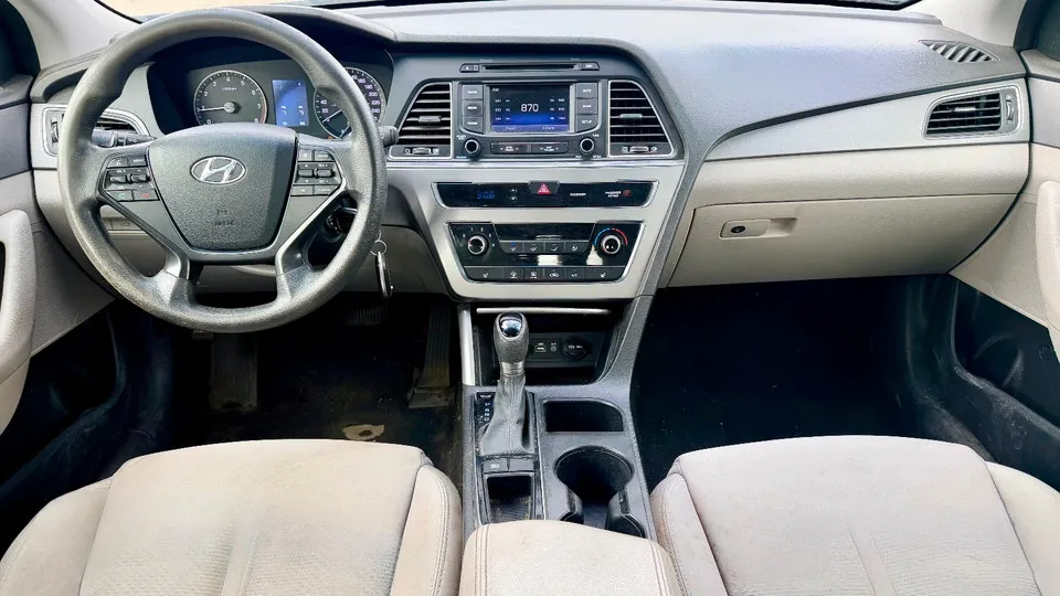 Hyundai Sonata 2015 photo 2