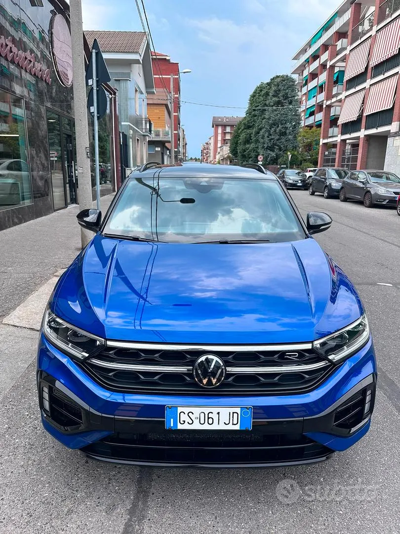 Volkswagen T-Roc 2023 photo 2