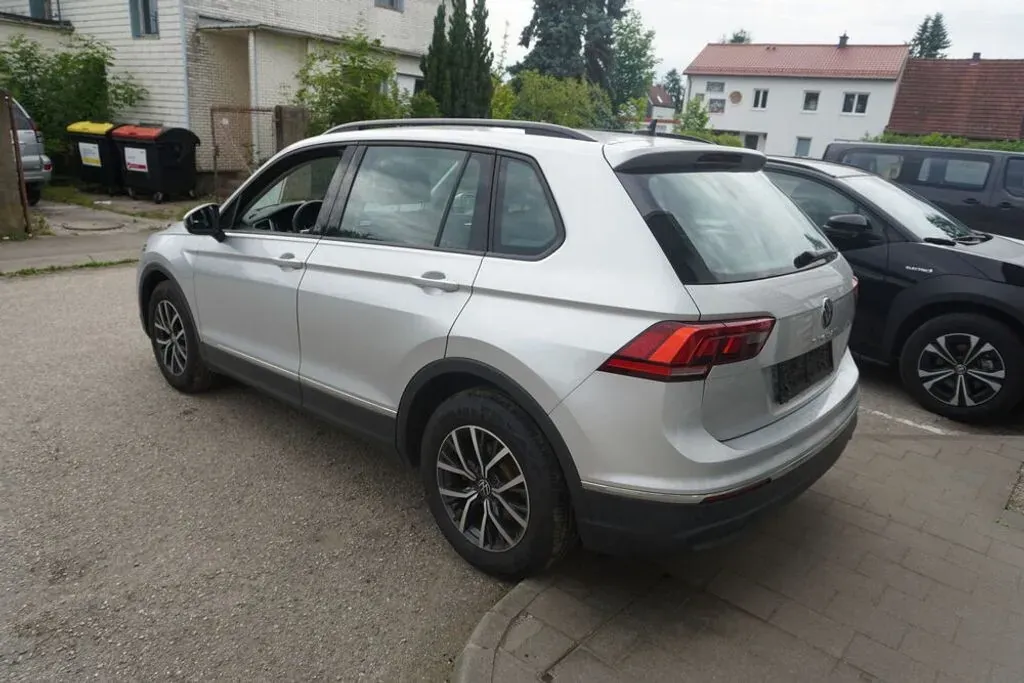 Volkswagen Tiguan 2022 photo 3