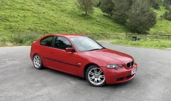 BMW Compact 2004 photo 2