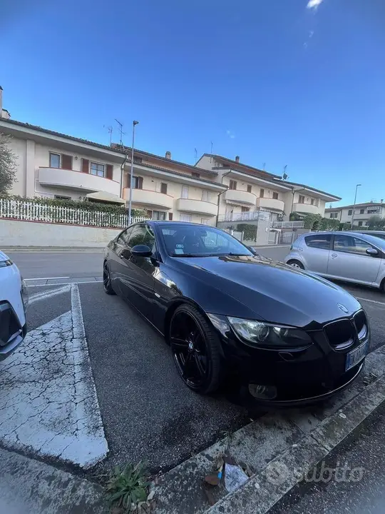BMW 320D 2007 photo 2