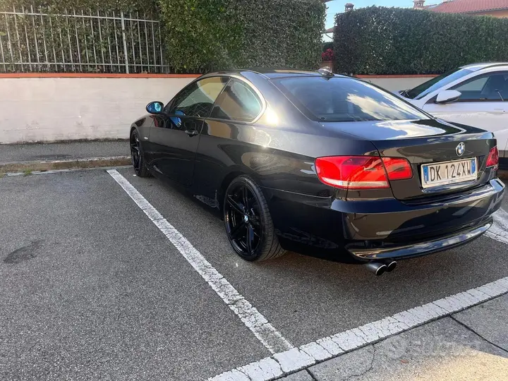 BMW 320D 2007 photo 3