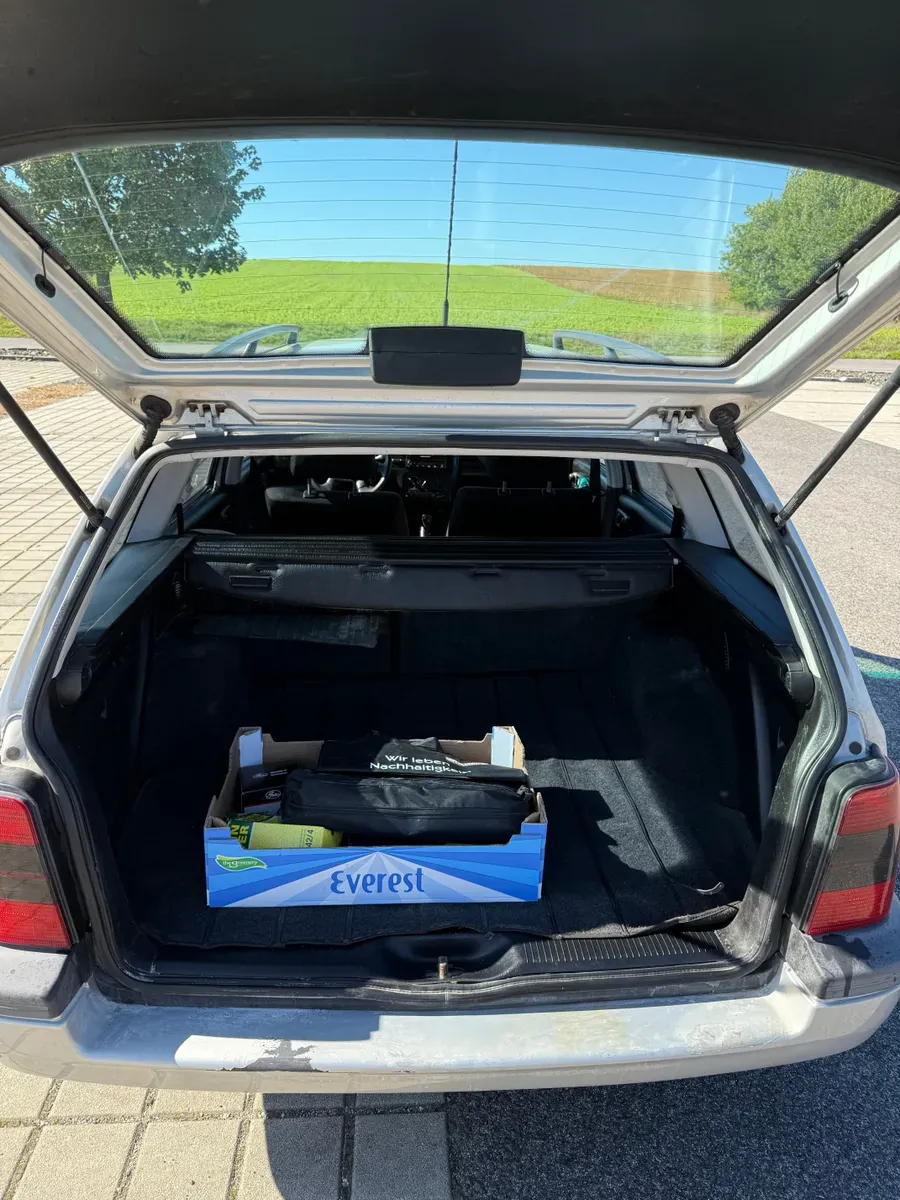 Volkswagen Golf 1998 photo 3