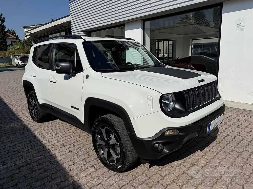 Jeep Renegade 2023 photo 3