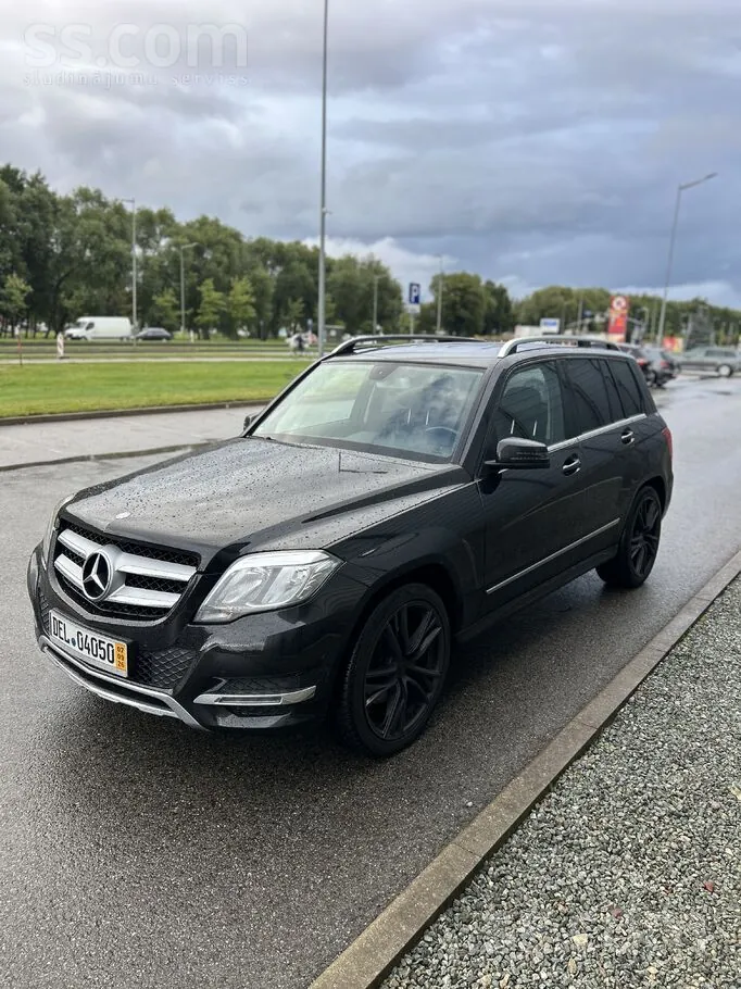 Mercedes-Benz Glk Class 2013 photo 2