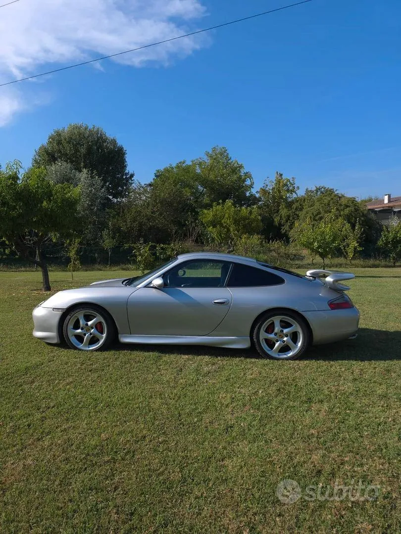 Porsche 911 2000 photo 2
