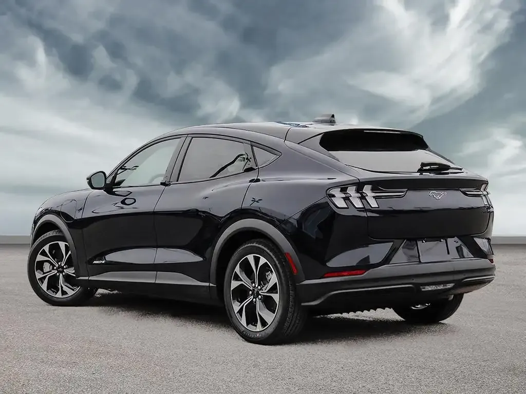 Ford Mustang Mach-E 2026 photo 4