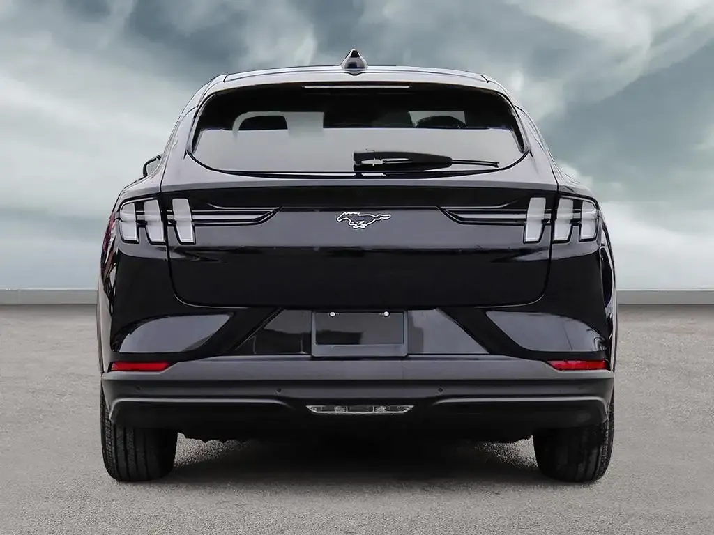 Ford Mustang Mach-E 2026 photo 5
