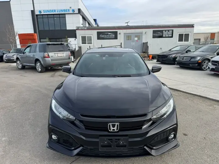 Honda Civic 2017 photo 2