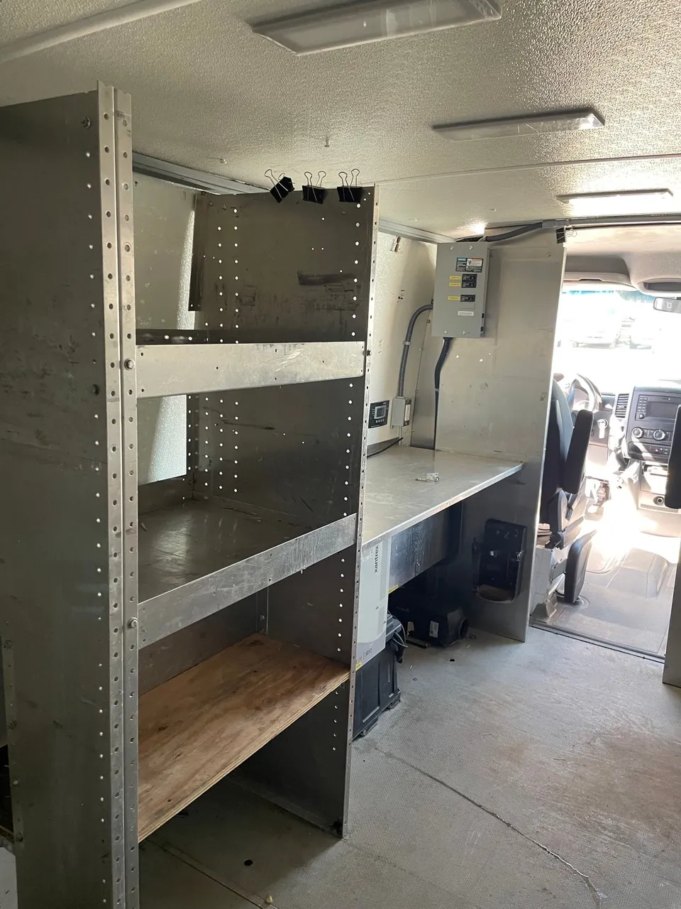 Mercedes-Benz Sprinter Van 2017 photo 5
