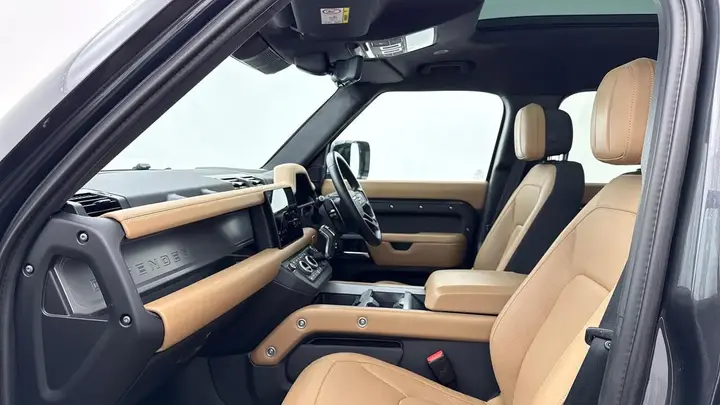 Land Rover Defender 130 2024 photo 3