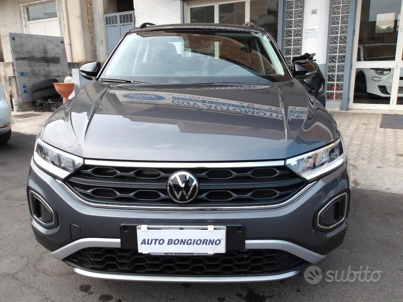 Volkswagen T-Roc 2025 photo 2