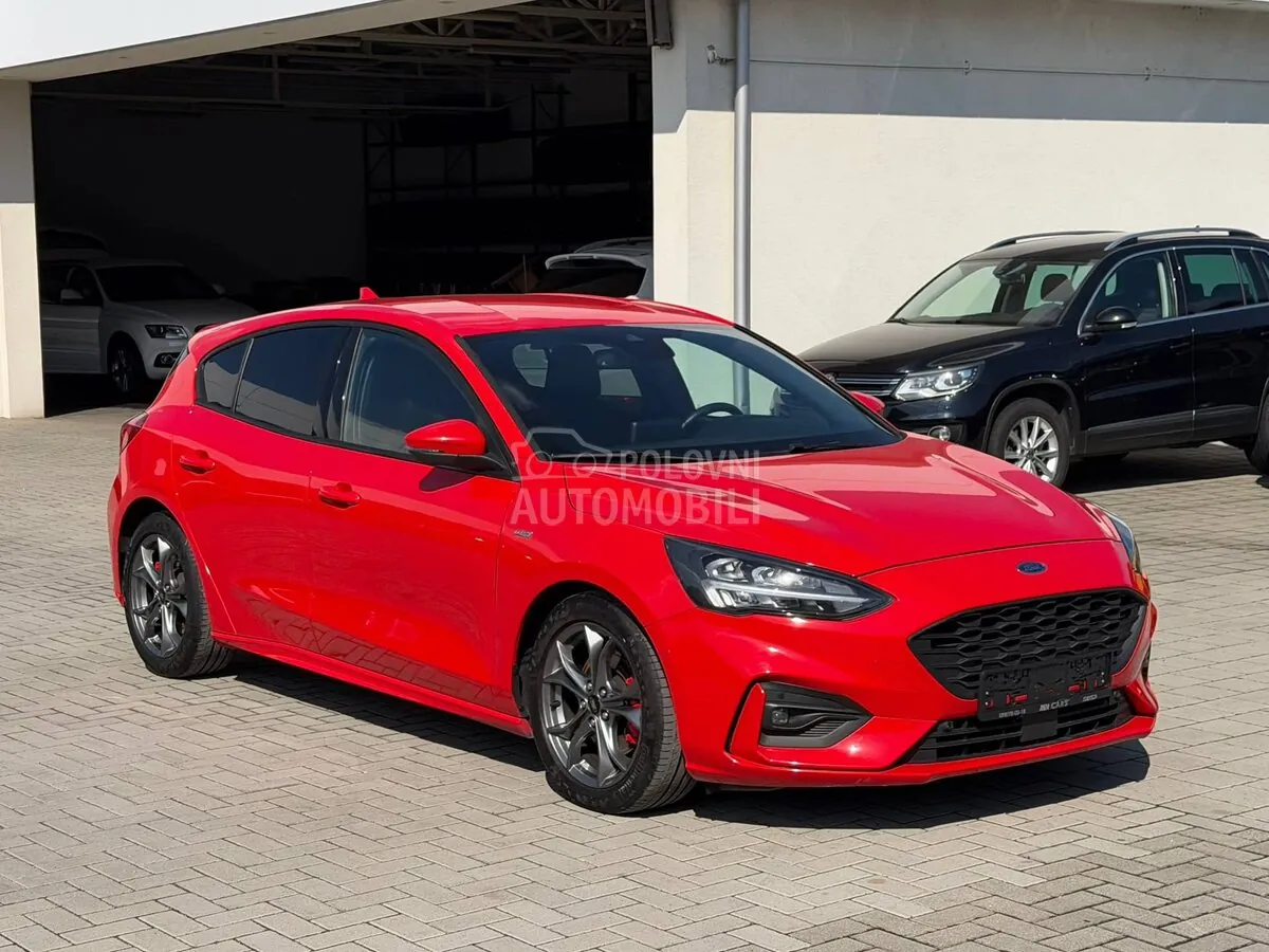 Ford Focus 2019 photo 5