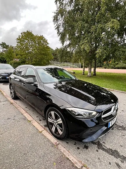Mercedes-Benz C300 2023 photo 5