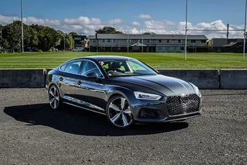 Audi A5 2018 photo 2