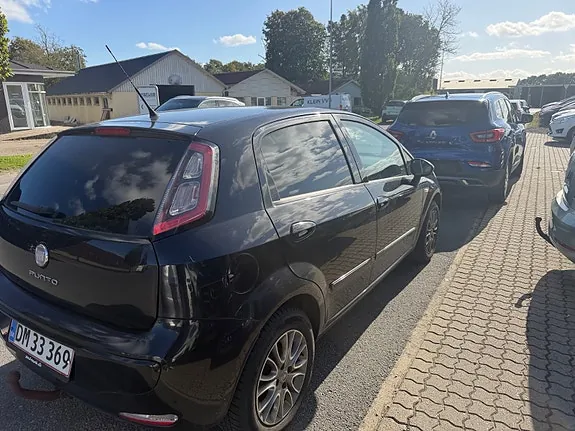 Fiat Punto Evo 2011 photo 4