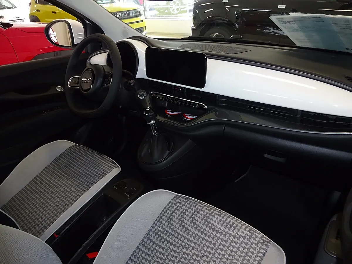 Fiat 500 2025 photo 3
