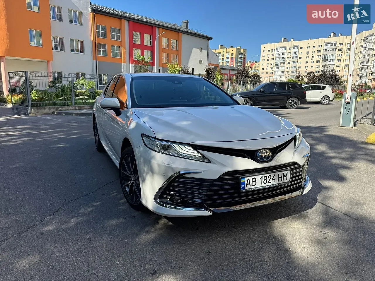 Toyota Camry 2021 photo 3