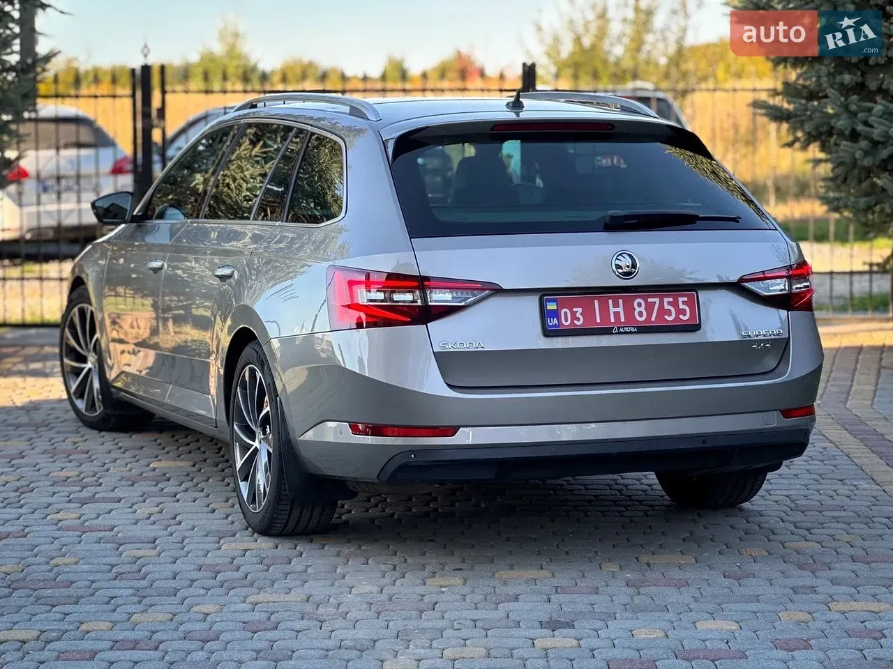 Skoda Superb 2016 photo 3