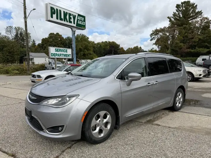 Chrysler Pacifica
