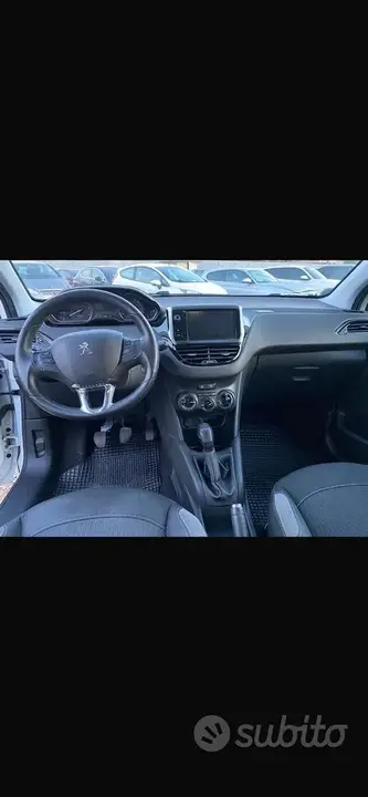 Peugeot 208 2016 photo 5