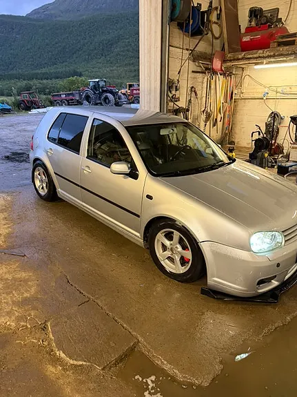 Volkswagen Golf 2003 photo 3