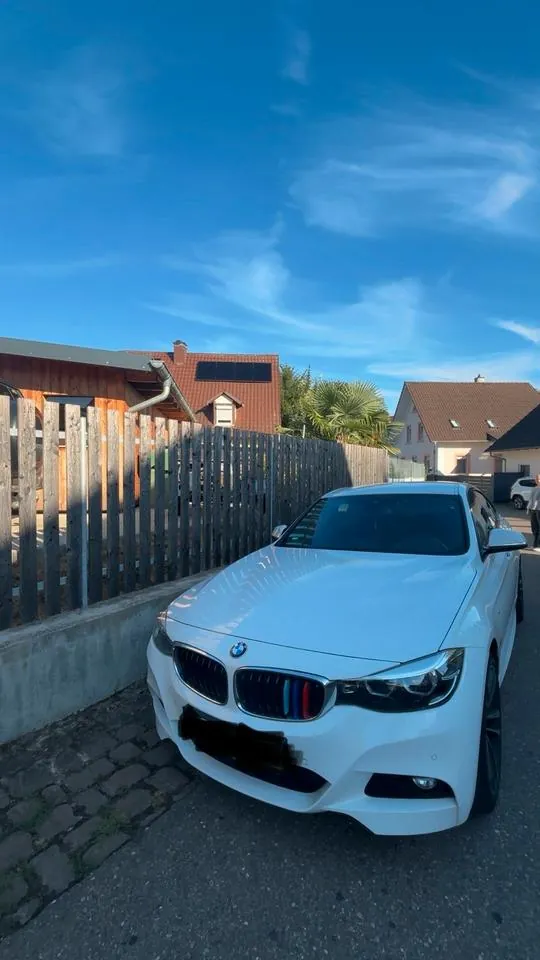 BMW 320I